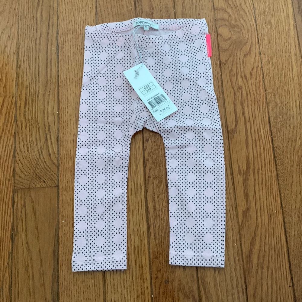 NWT 2-4 months (62) Noppies leggings